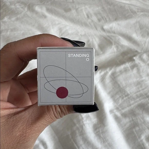 New r.e.m. beauty Cheek & Lip Stick - Standing O (burgundy wine) - Picture 2 of 3